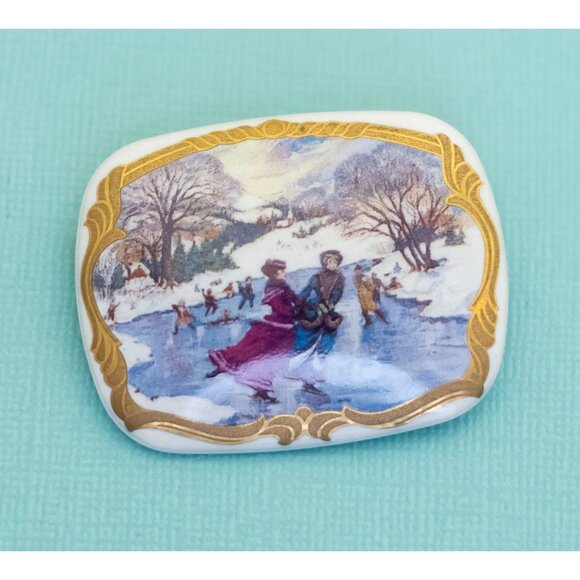 Vintage Ceramic Square Ice Skating Cameo Brooch - E1 - Picture 1 of 2